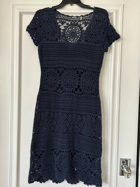 💙Elie Tahari Navy Crochet Midi Dress 💙